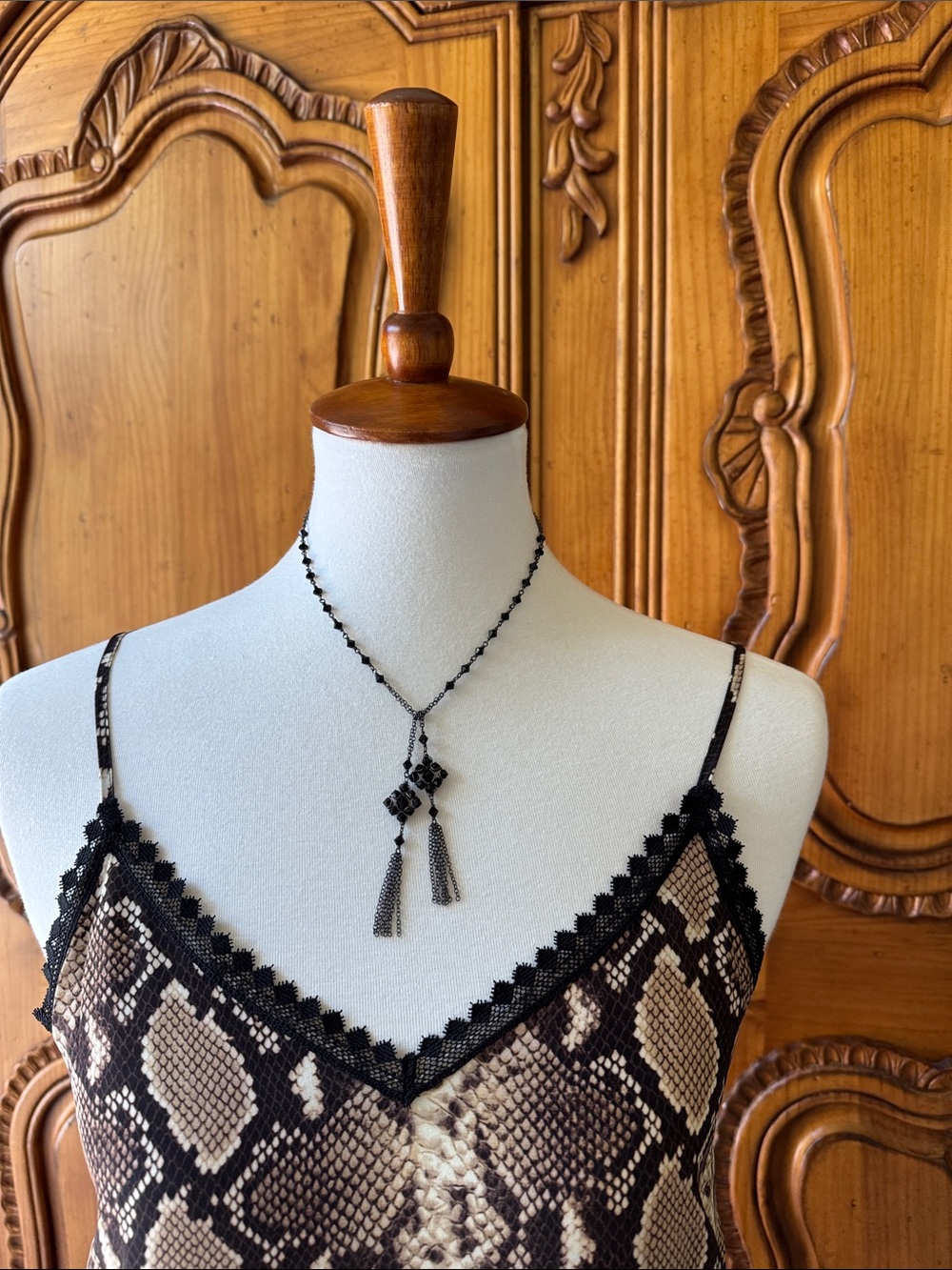Swarovski Crystals Elegant Black Beaded Tassel Y-Necklace - Women's Jewelry